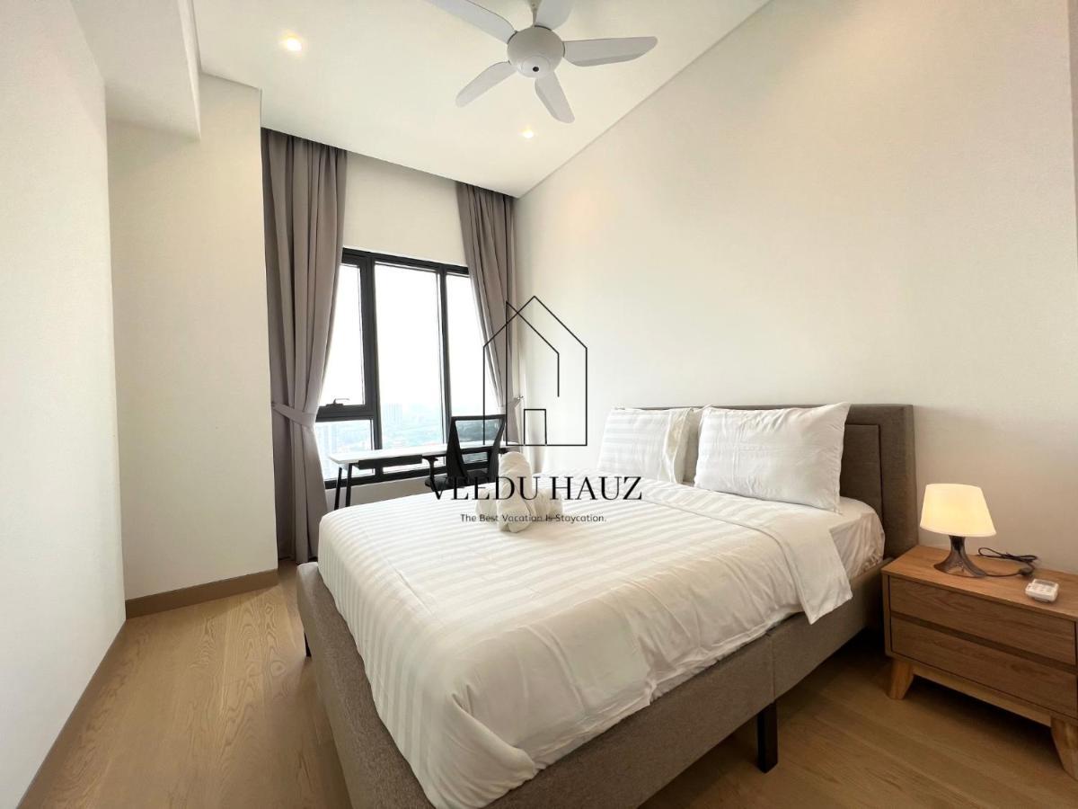 Lucentia Residences Bbcc At Lalaport By Veedu Hauz *
